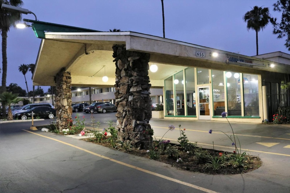 Valli Hi Motel Main image