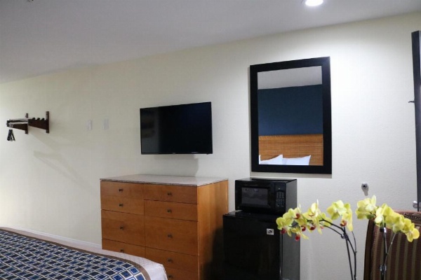 Valli Hi Motel image 8